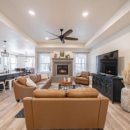 Teton Valley Getaway With Private Deck And Hot Tub! Ashton Ngoại thất bức ảnh