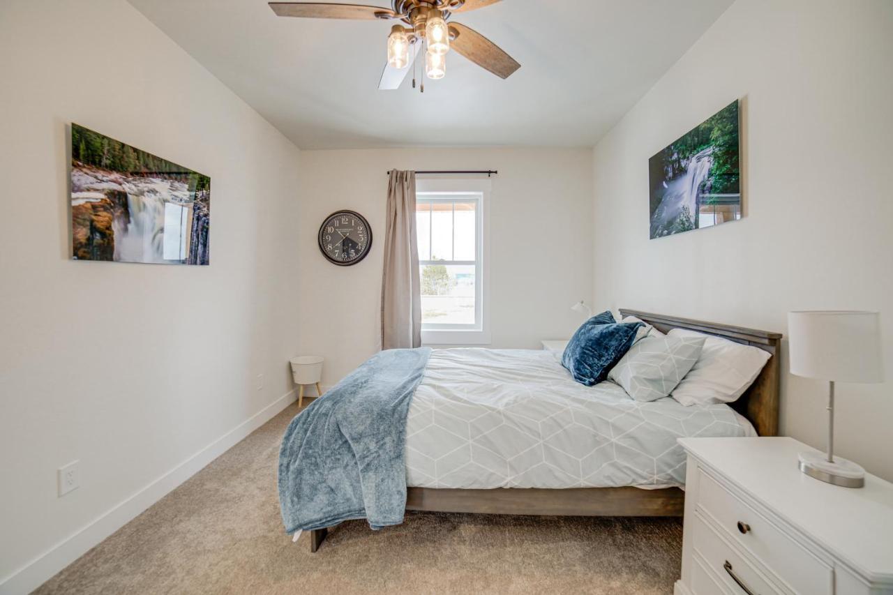 Teton Valley Getaway With Private Deck And Hot Tub! Ashton Ngoại thất bức ảnh